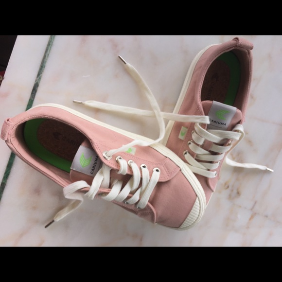 Cariuma Rose OCA Low Canvas Sneakers, size 7.5 worn once. - Picture 4 of 12